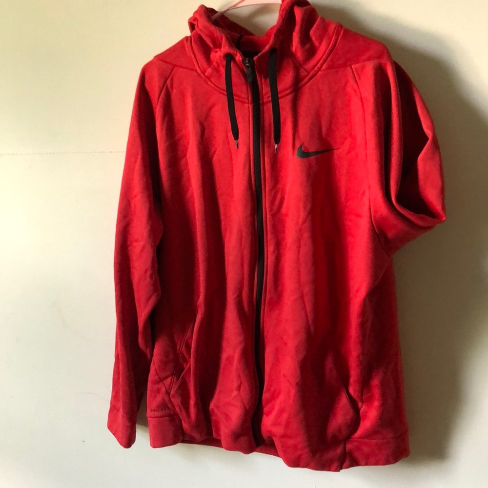 Men’s Nike tech on sale !